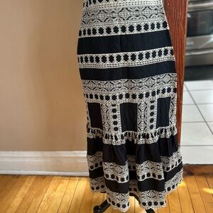 Zara Black and Cream Maxi Skirt